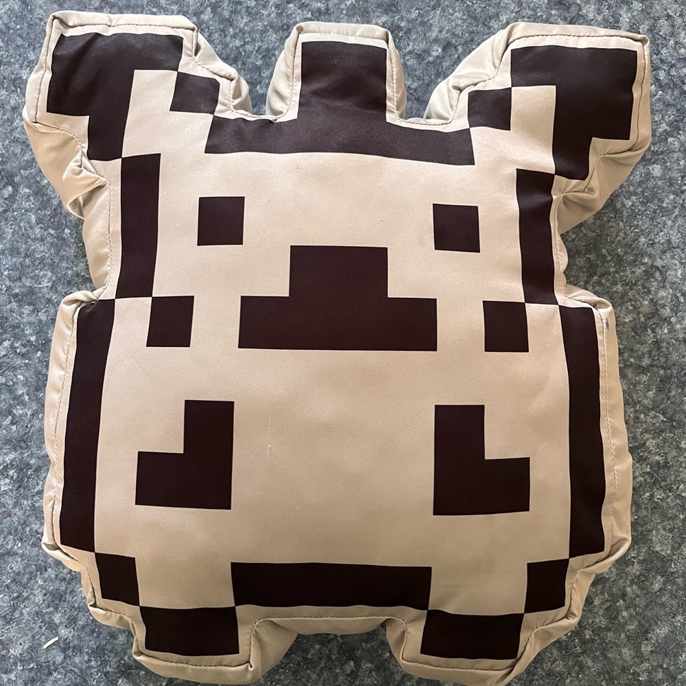 Pokémon Center 2016 Exclusive Pixel Pikachu Pillow